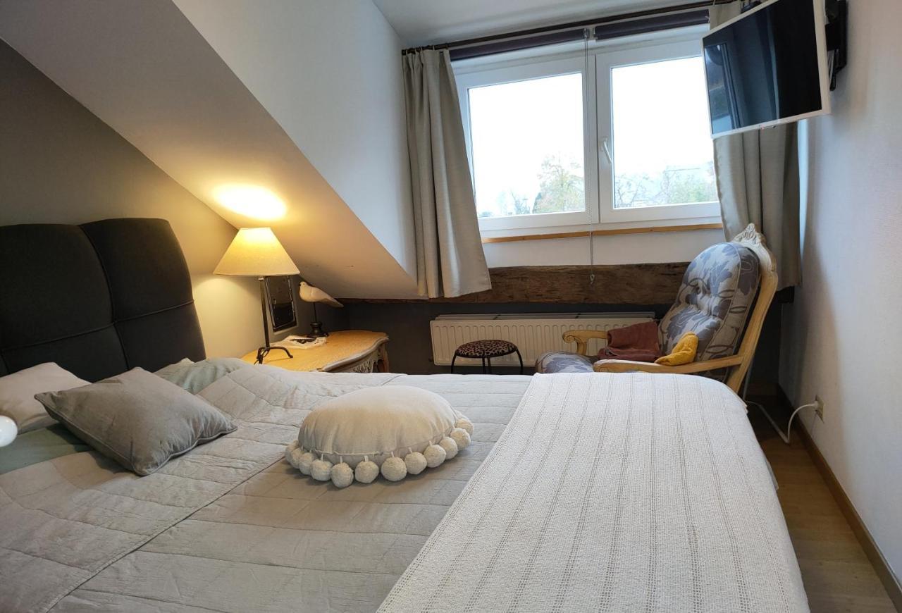 Bed and Breakfast Chez Monsieur Florenville Exterior foto